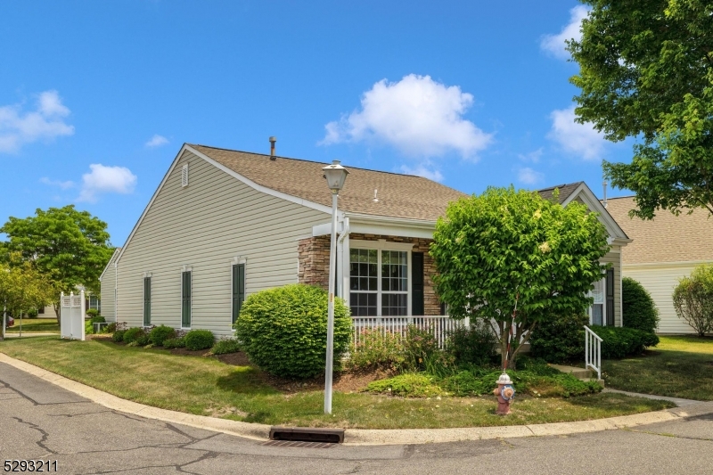 The Ponds - Residential