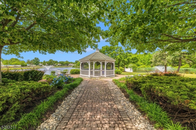 The Ponds - Residential