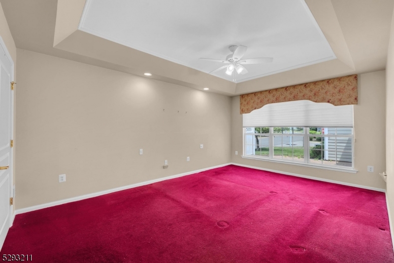 The Ponds - Residential