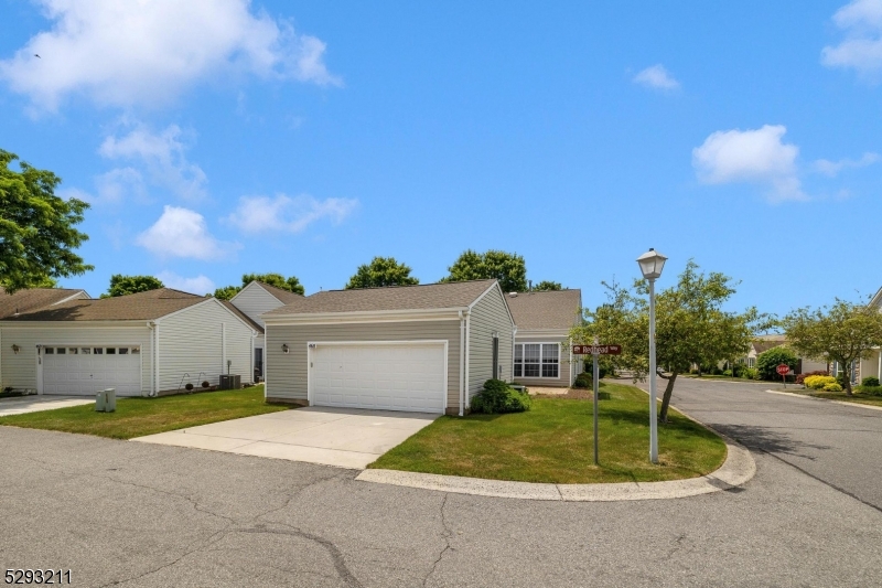 The Ponds - Residential