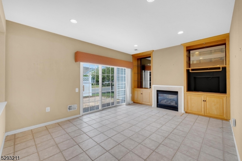 The Ponds - Residential