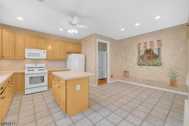 The Ponds - Residential