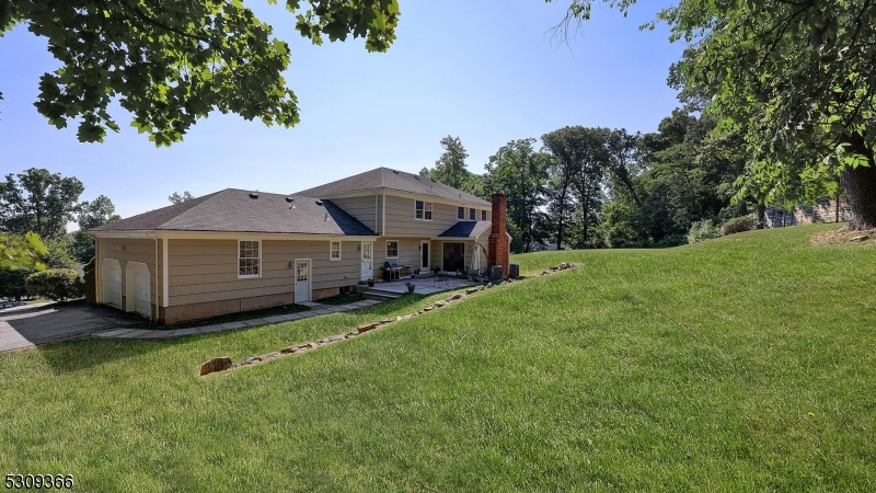 Photo 36 of 42 of 35 Timber Rock Trl house