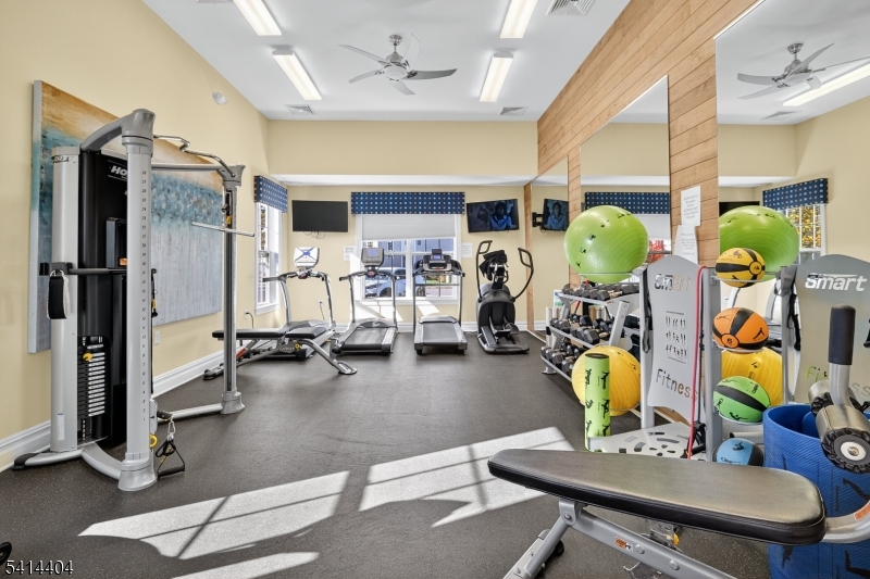 Regents Wharf - Residential