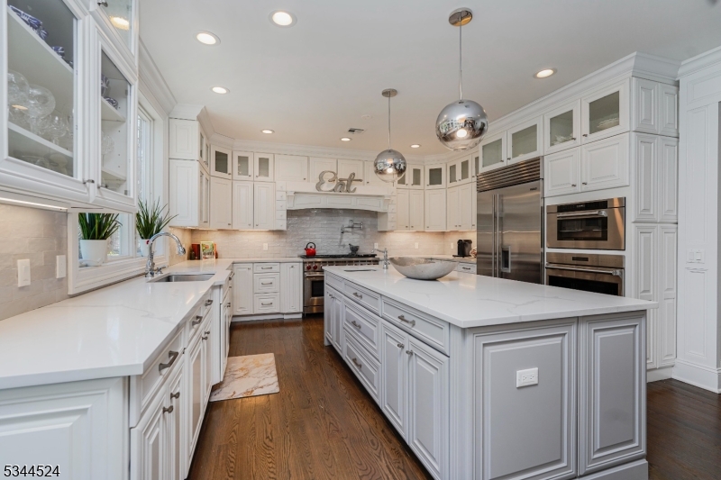 Rolling Hills - Residential