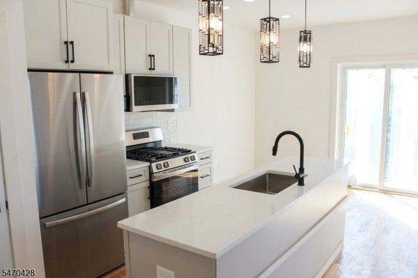 133 FULTON ST, ELIZABETHPORT, NJ 07206 - Image 291ef8d63883ed07ef70ebcedb6897f9/2028853735