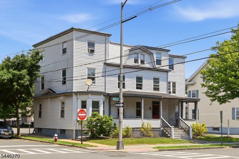 Photo 1 of 14 — 98 Maple Ave A, Morristown Town, NJ 07960
