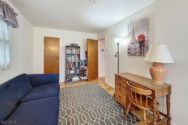 White Meadow Lake - Residential