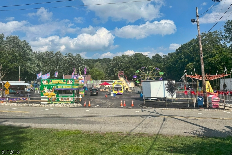 White Meadow Lake - Residential