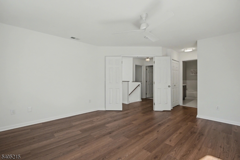 FOUR OAKS/ THE HILLS - Residential