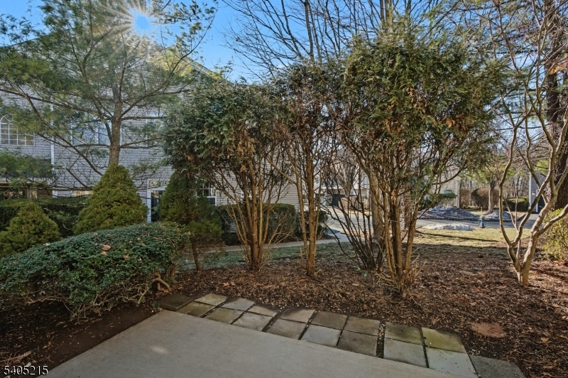 FOUR OAKS/ THE HILLS - Residential