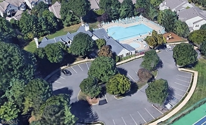 FOUR OAKS/ THE HILLS - Residential