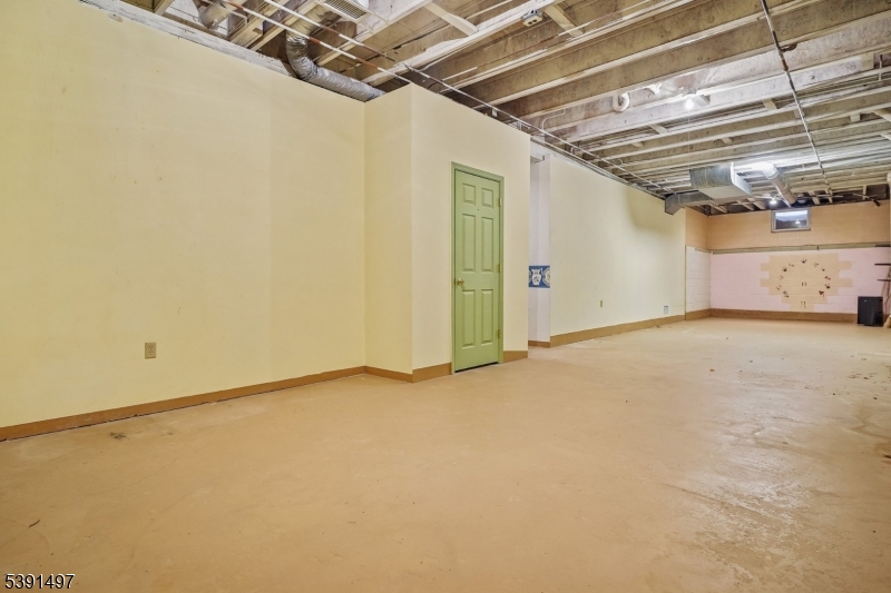 Moore Estate - Residential