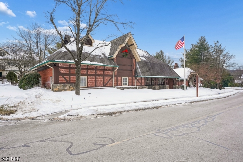 Moore Estate - Residential