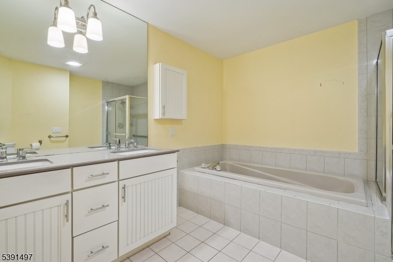 Moore Estate - Residential