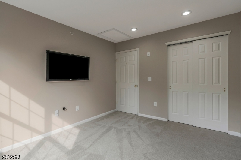 Overlook - Residential