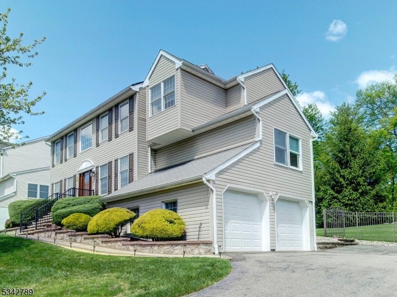 Hunters Ridge - Residential