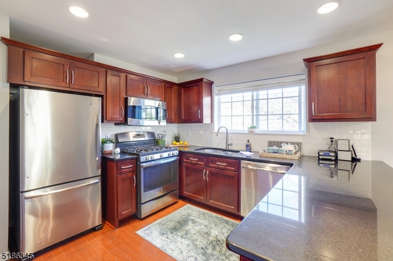 Sutton Woods - Residential