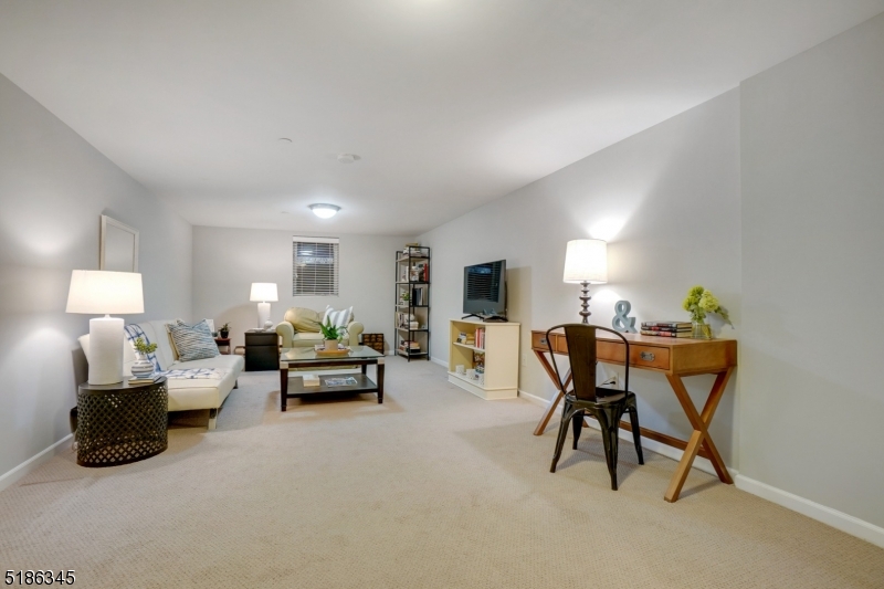 Sutton Woods - Residential