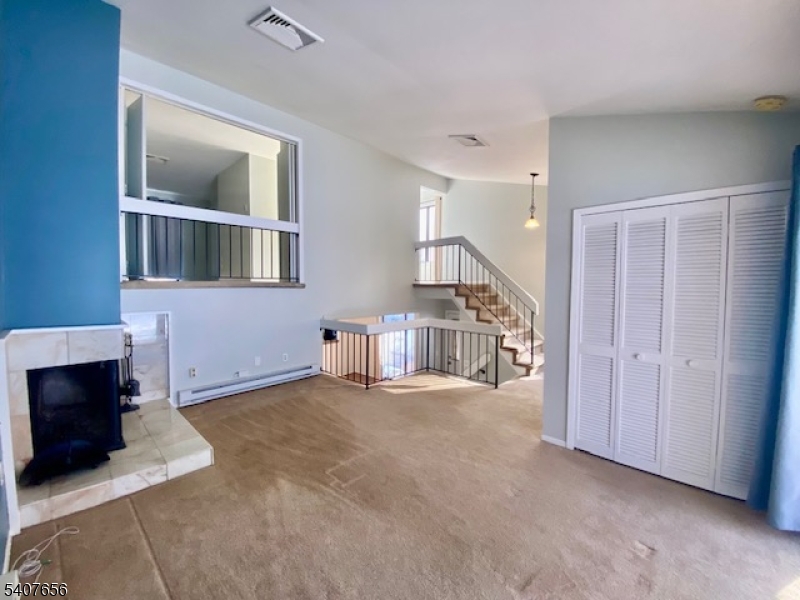 OVERLOOK VILLAGE - Residential