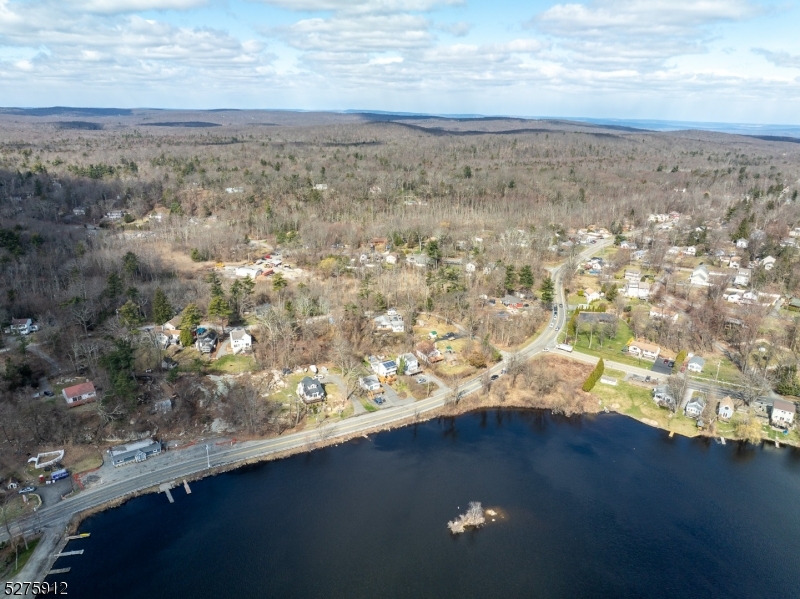 Upper Greenwood Lake - Land