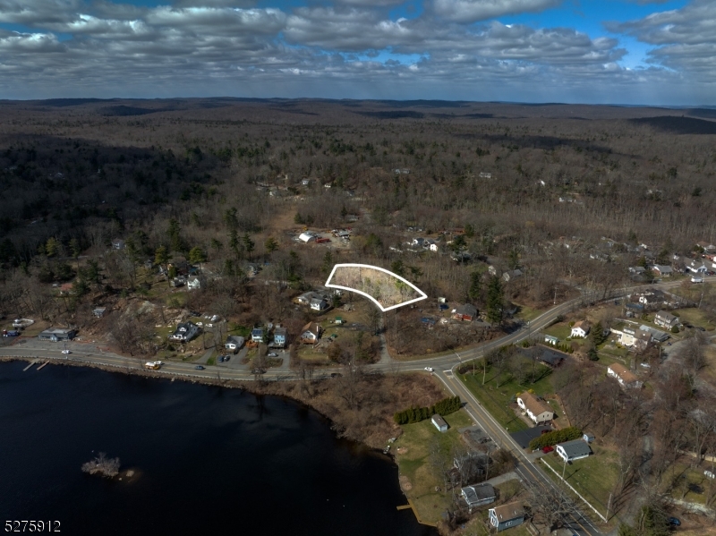 Upper Greenwood Lake - Land