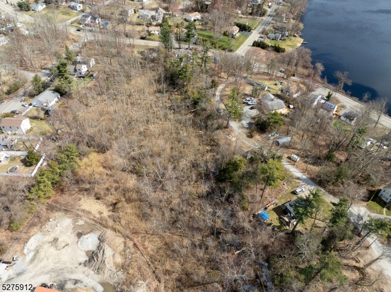 Upper Greenwood Lake - Land