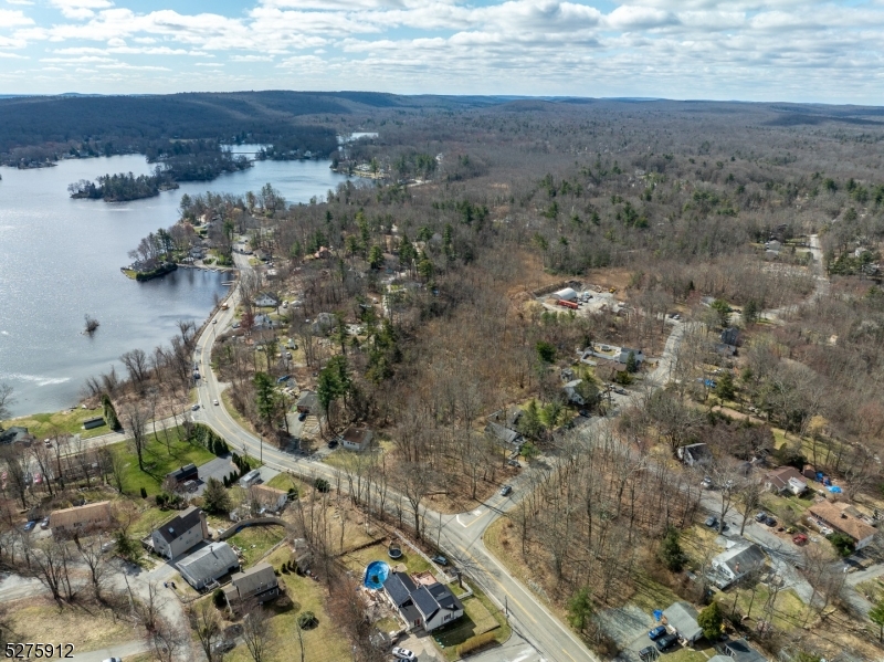 Upper Greenwood Lake - Land