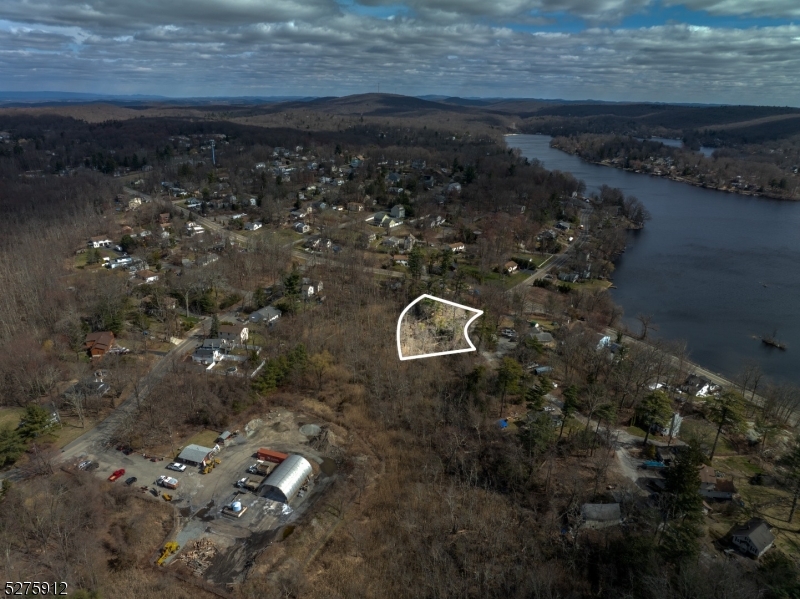 Upper Greenwood Lake - Land