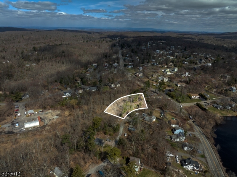 Upper Greenwood Lake - Land