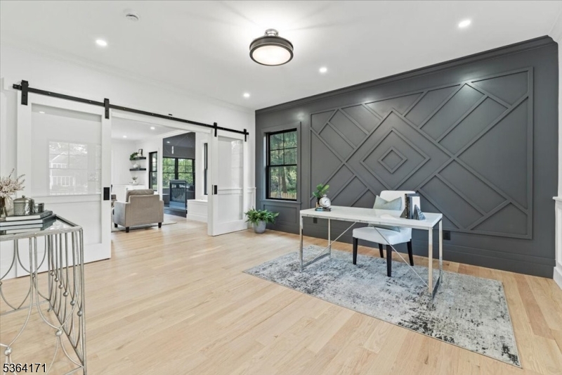 SOUTH SIDE - Residential