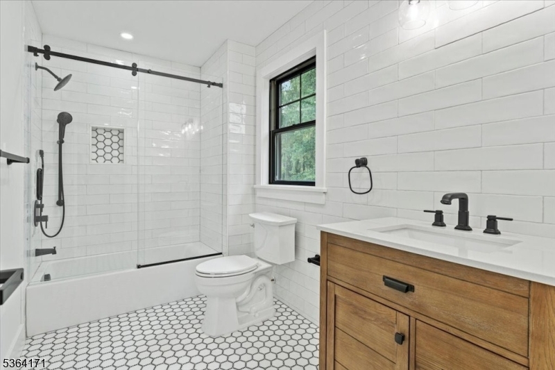 SOUTH SIDE - Residential