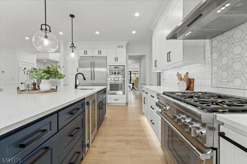 SOUTH SIDE - Residential