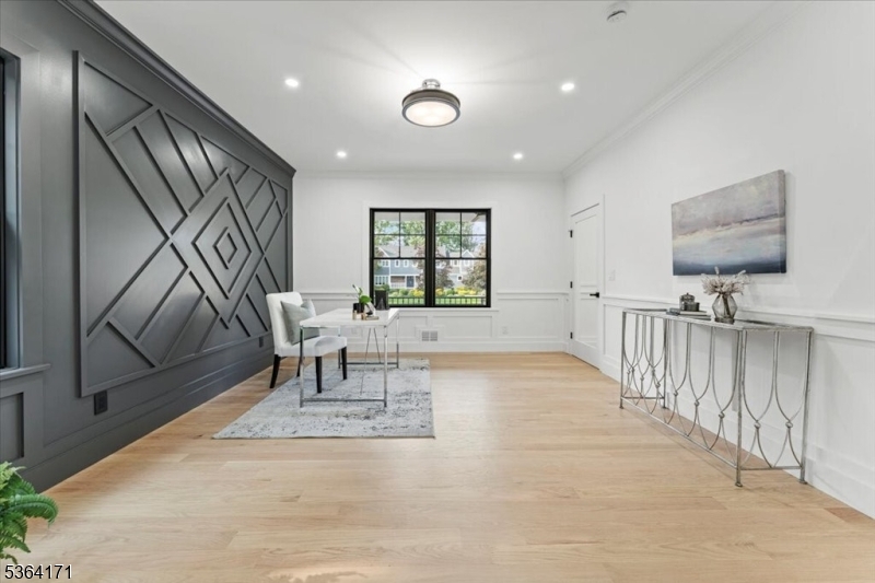 SOUTH SIDE - Residential