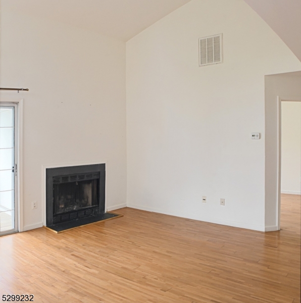 Hilltop Farms - Residential