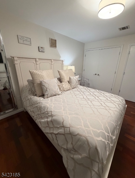 209-211 40th St - Residential