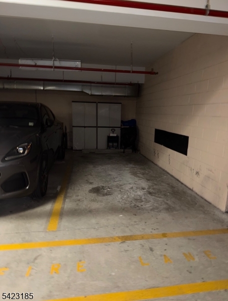 209-211 40th St - Residential