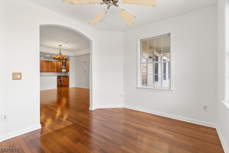 HORIZONS AT MOUNT ARLINGTON - Residential