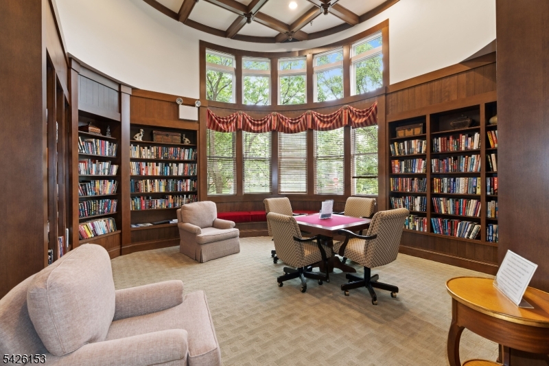 Four Seasons - Residential