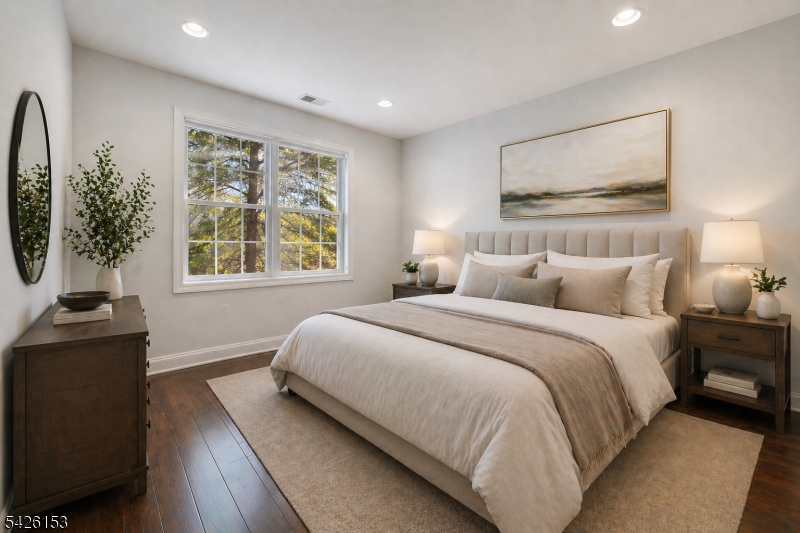 Four Seasons - Residential