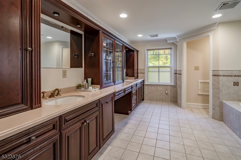 Short Hills - Residential