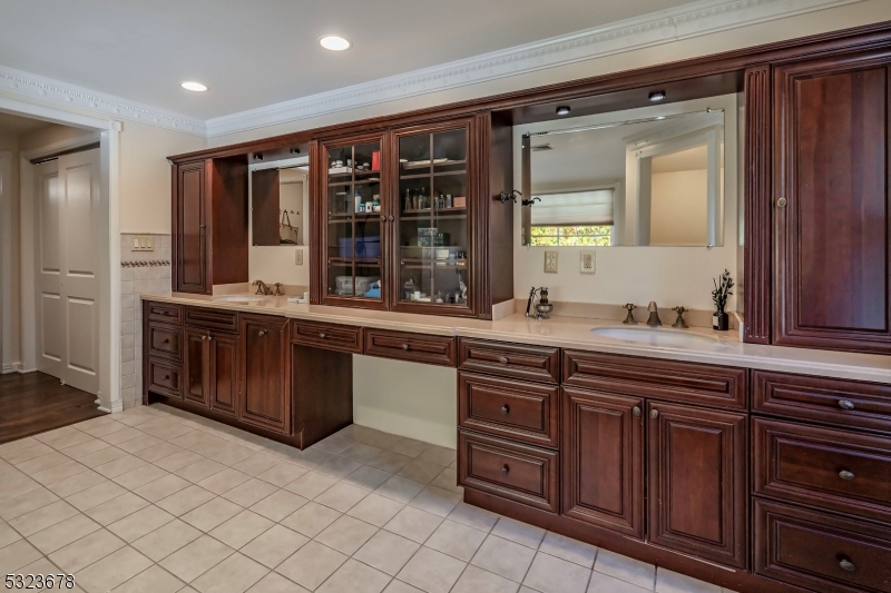 Short Hills - Residential