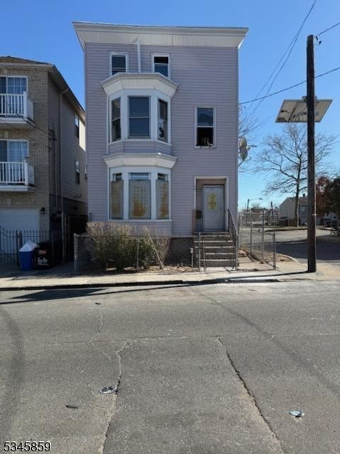 68 Brunswick St, Newark City, NJ 07114 - #: 3952690