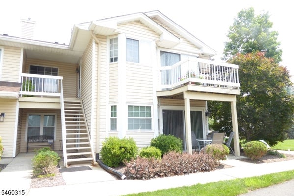 52 FOXWOOD CT, BEDMINSTER, NJ 07921 - Image 2a01bbf5623f585fa569edd8402461ba/901410835