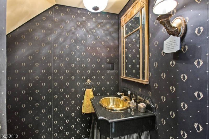 New Vernon - Residential