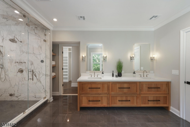 Rolling Hill - Residential