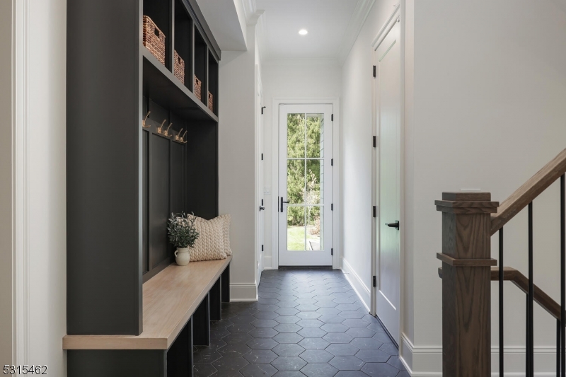 Rolling Hill - Residential