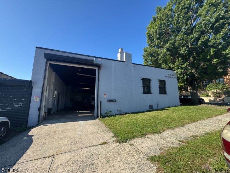 5,750 SF Warehouse For Sale in North Newark, 1 minute from Route 21.  The property has a 14ft' roll up door with an internal loading dock.   The ceiling height ranges from 16' feet in the area with the drive in door and loading dock and 11ft' for the remaining space.  The building also has 600 SF of refrigerated/freezer space.  Building will be delivered vacant.