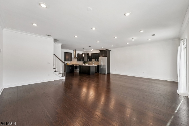 The Grove at Somerset TH - Residential