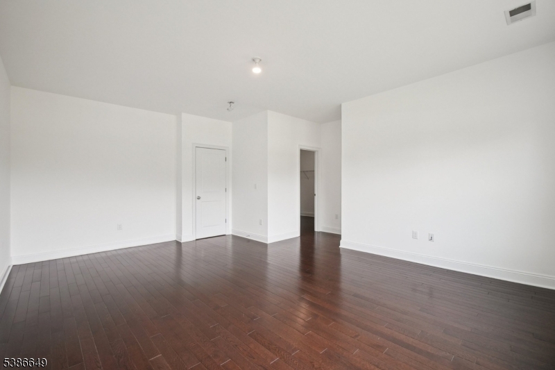 The Grove at Somerset TH - Residential